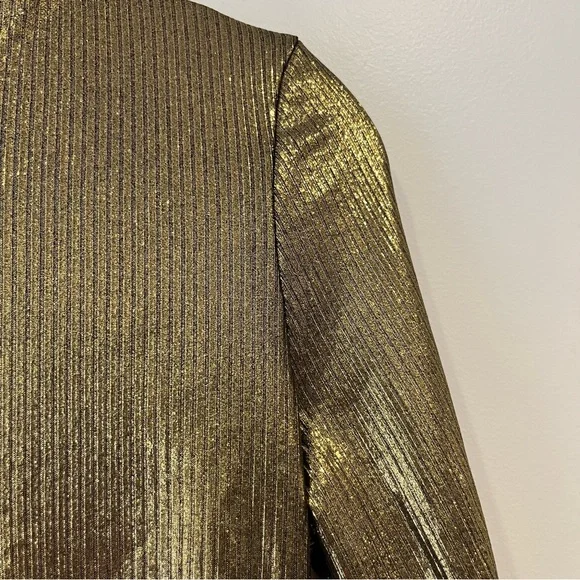 Express Metallic Shimmer gold ribbed long sleeve mock neck top size M NWT - Picture 7 of 13
